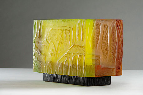 V ZAHRADĚ, tavené lepené broušené sklo, 18 × 25 × 12 cm, 2006
foto M. Pouzar