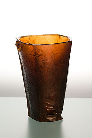 PODZIMNÍ, tavené broušené sklo, 33 × 20 × 22 cm, 2008
foto M. Pouzar