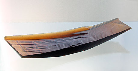 PŘEHRADA V HORÁCH, tavené broušené sklo, 7 × 58 × 16 cm, 2007
foto autorka