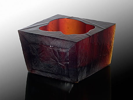 VIA APPIA, tavené broušené sklo, 14 × 18 × 21 cm, 2006
foto J. Šolc